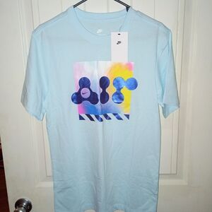Nike Air Graphic T-Shirt in Light Blue